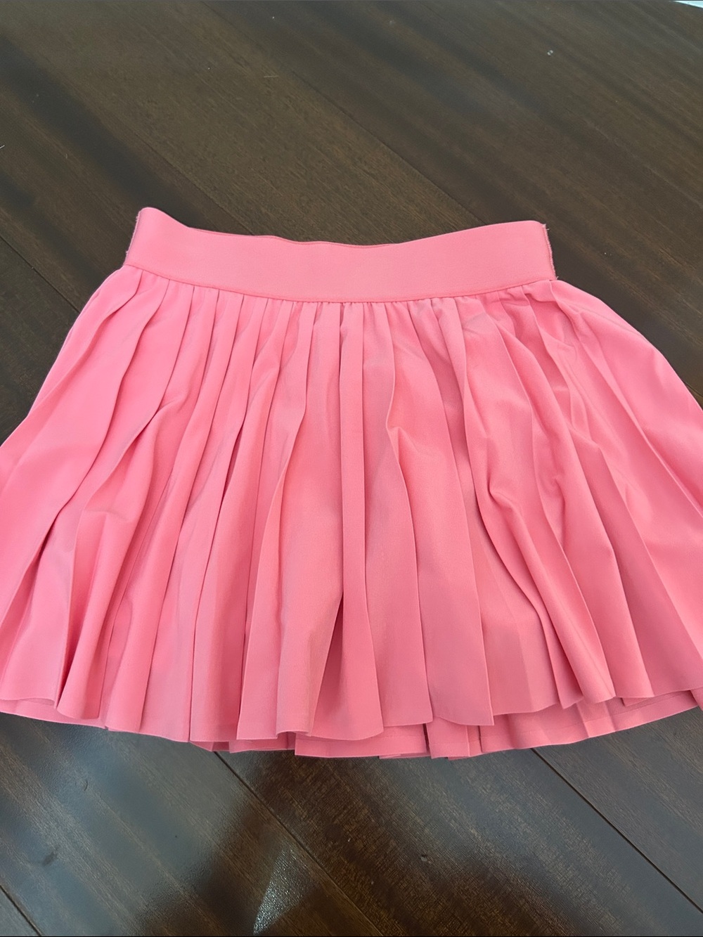 Aritzia Pink Pleated Mini Skirt